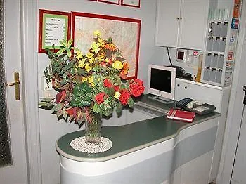 阿尔伯格希尼亚酒店 酒店