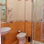 Cinzia *